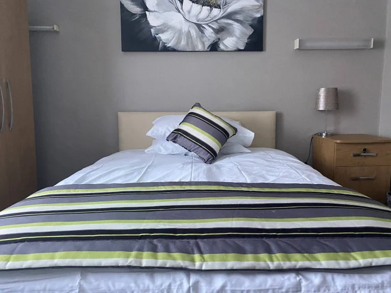 gallery bed