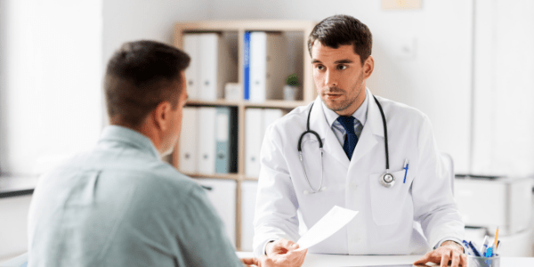 A Doctor prescribing a patient in Medical Detox