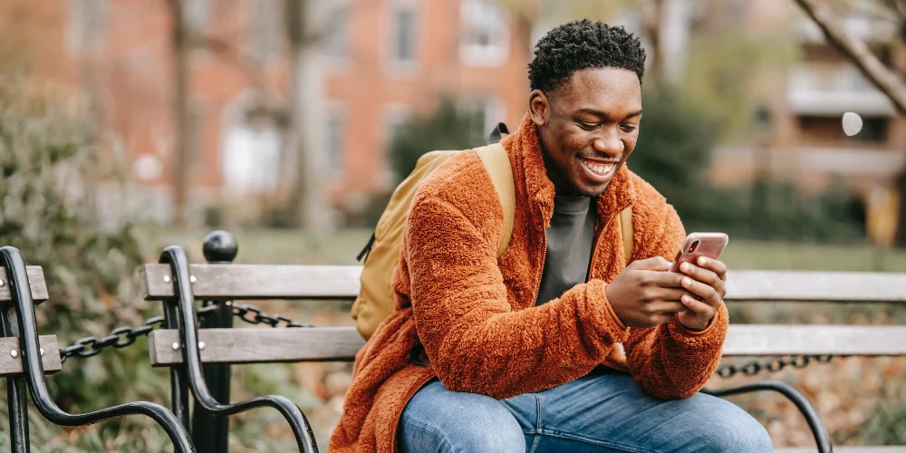 Detoxing Your Life: Breaking Free from Toxic Relationships in Recovery