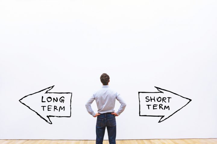 Long,Term,Vs,Short,Term,Concept Short vs Long-Term Addiction Rehab