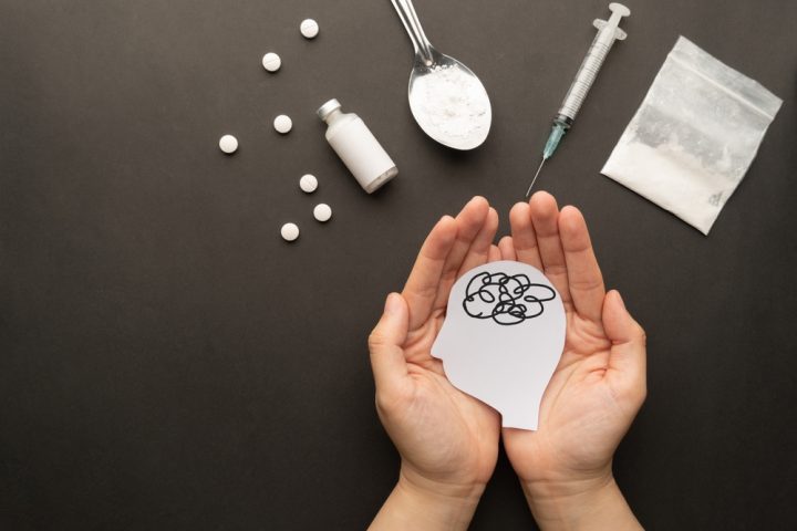 Drug,Addiction,Induced,Psychosis.,Hands,Holding,Human,Brain,Feeling,Confused Addiction and mental health