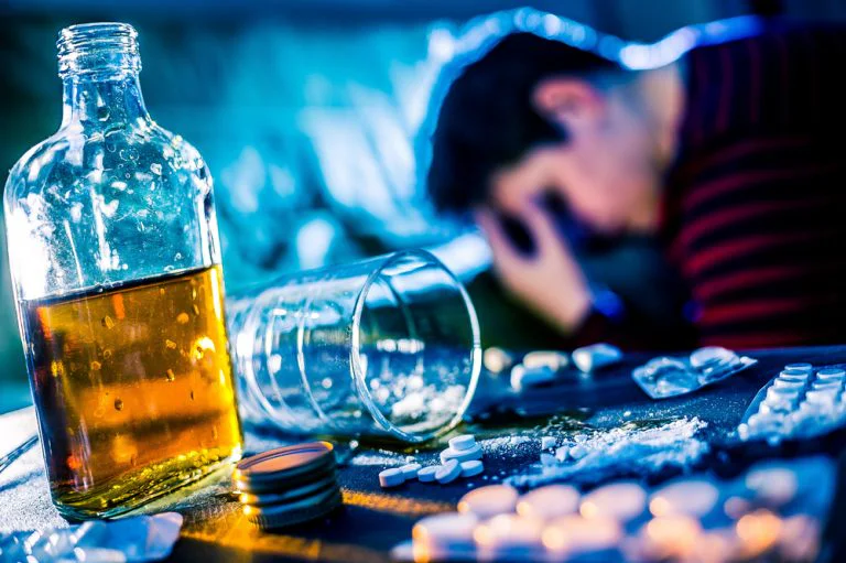 Alcohol and Nitrofurantoin