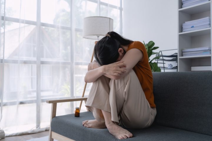 Woman,,Overwhelmed,By,Depression,,Felt,Trapped,In,A,Cycle,Of Withdrawal symptons of cannabis