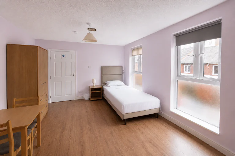 Luton Single Room